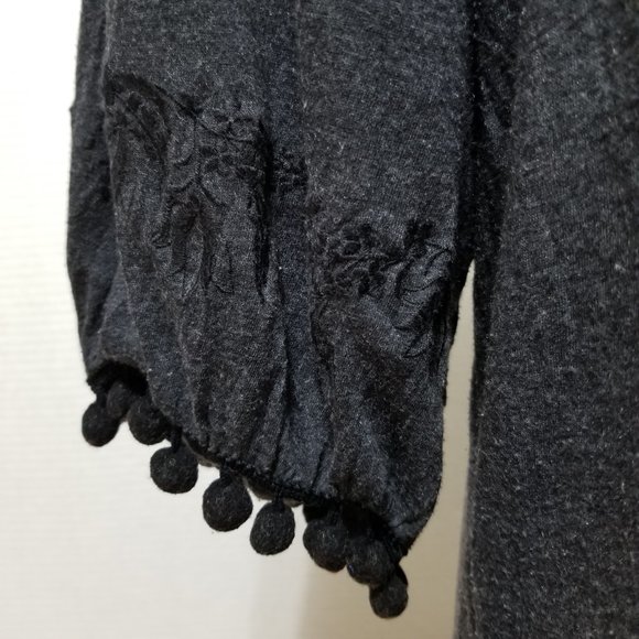 C. Keer top Small peasant pom trim floral embroidered bogo keyhole Anthropologie - Picture 5 of 10